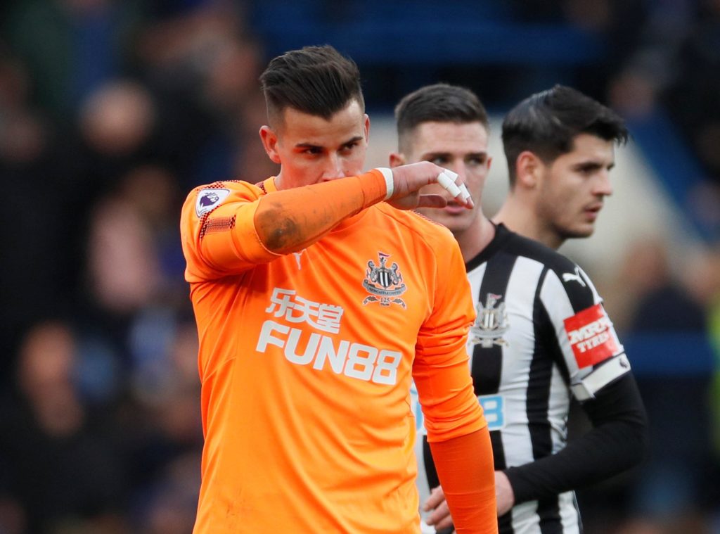 Goalkeeper Karl Darlow is reportedly looking to join Leeds United next month after falling down the pecking order at Newcastle.
