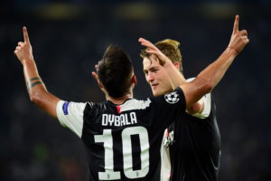 Maurizio Sarri praised the patience shown by his Juventus players as they came from behind to beat Lokomotiv Moscow 2-1.